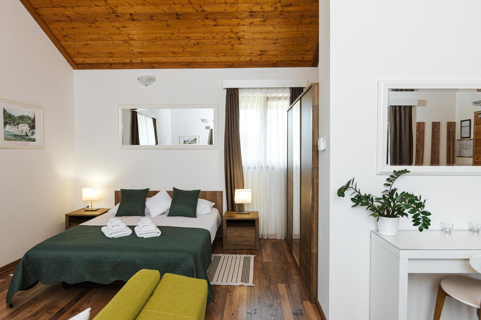 B&B Apartments Buric Plitvice Lakes Плитвицкие озёра Экстерьер фото